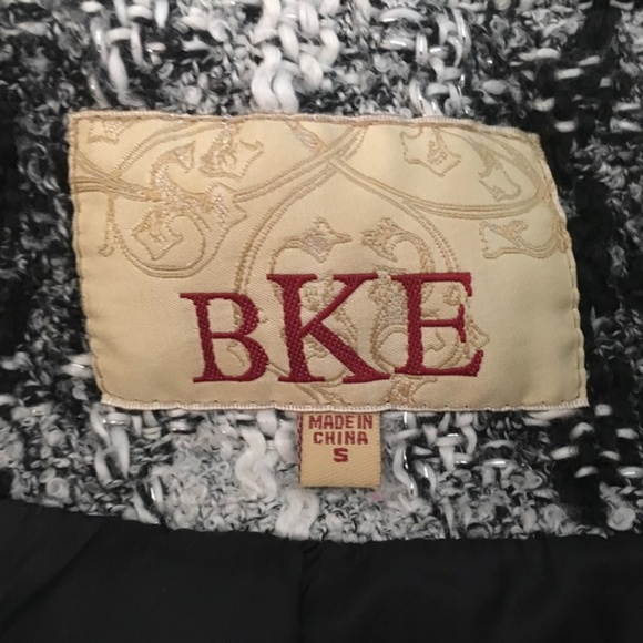 BKE Buckle Whipstich Coat Embellished Size Small - Picture 8 of 8